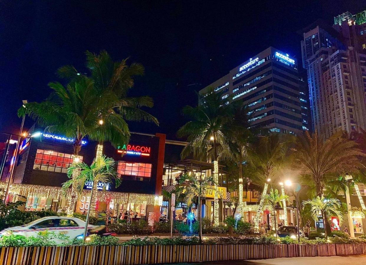 Classy 2Br Suite At Eastwood City With Pool And City Skyline View Manila Exterior photo