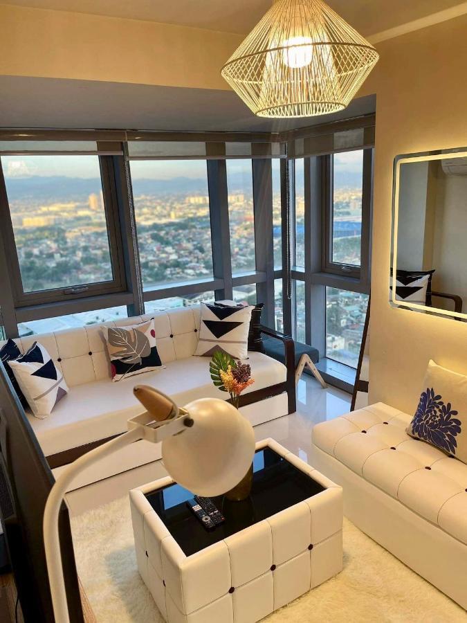 Classy 2Br Suite At Eastwood City With Pool And City Skyline View Manila Exterior photo